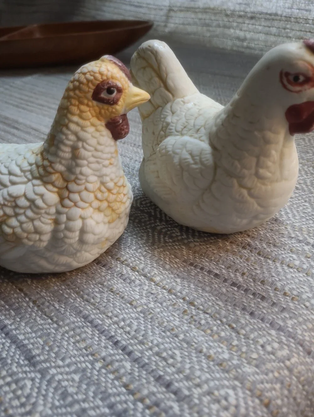 Ceramic Nesting Hen & Chicken Figurines - Set of 2 Country Farmhouse Decor VTG